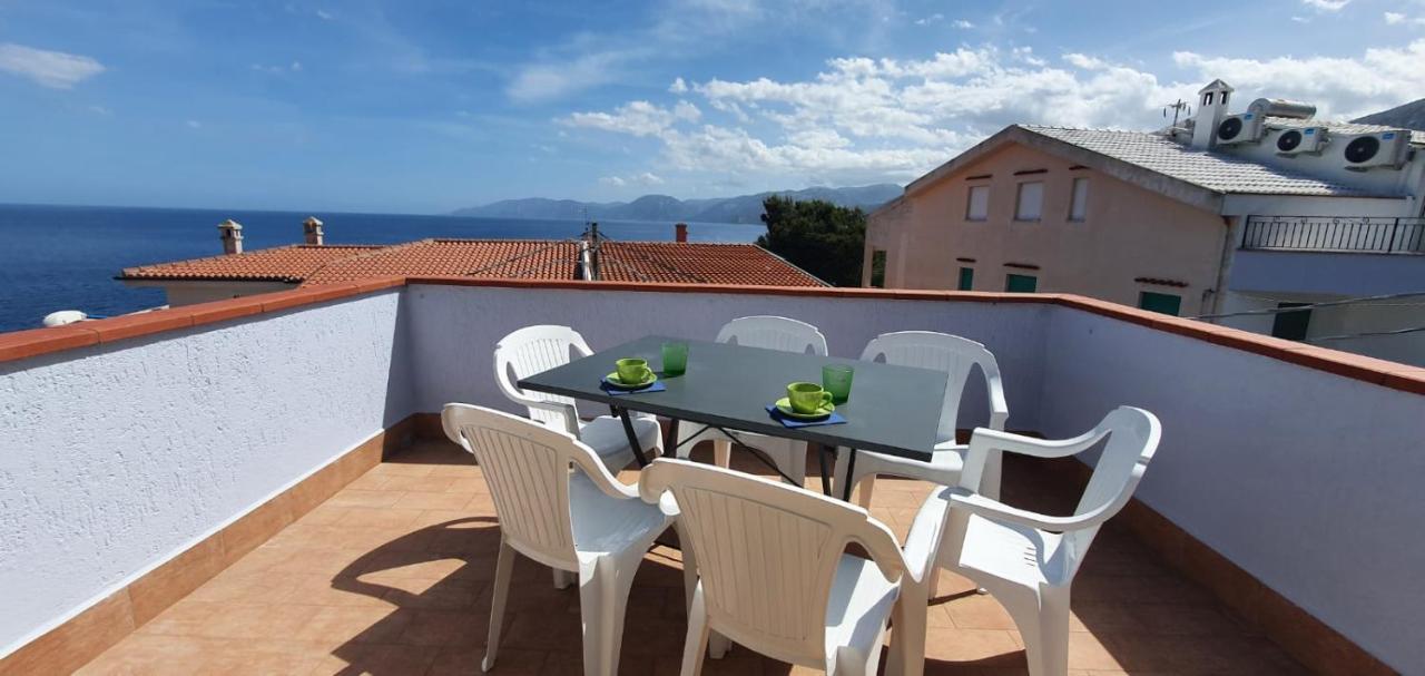 Appartamento Terrazza Vista Mare กาลาโกโนเน ภายนอก รูปภาพ