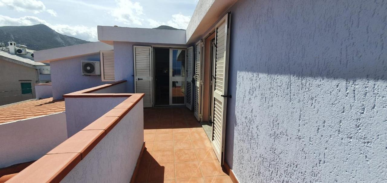 Appartamento Terrazza Vista Mare กาลาโกโนเน ภายนอก รูปภาพ