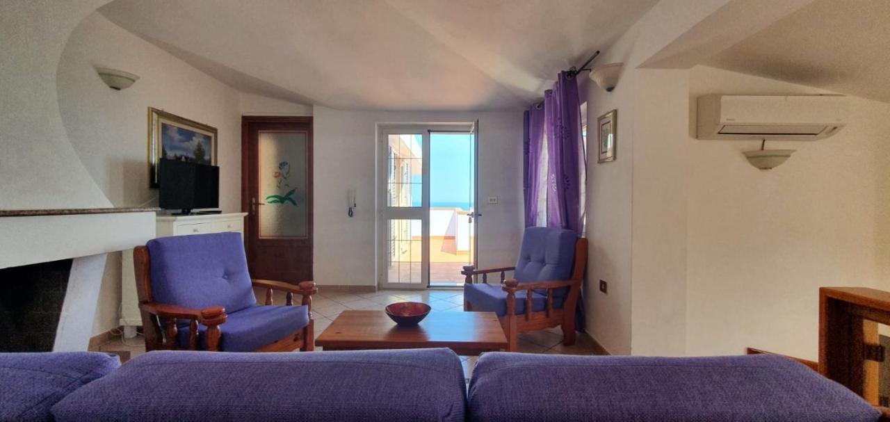 Appartamento Terrazza Vista Mare กาลาโกโนเน ภายนอก รูปภาพ