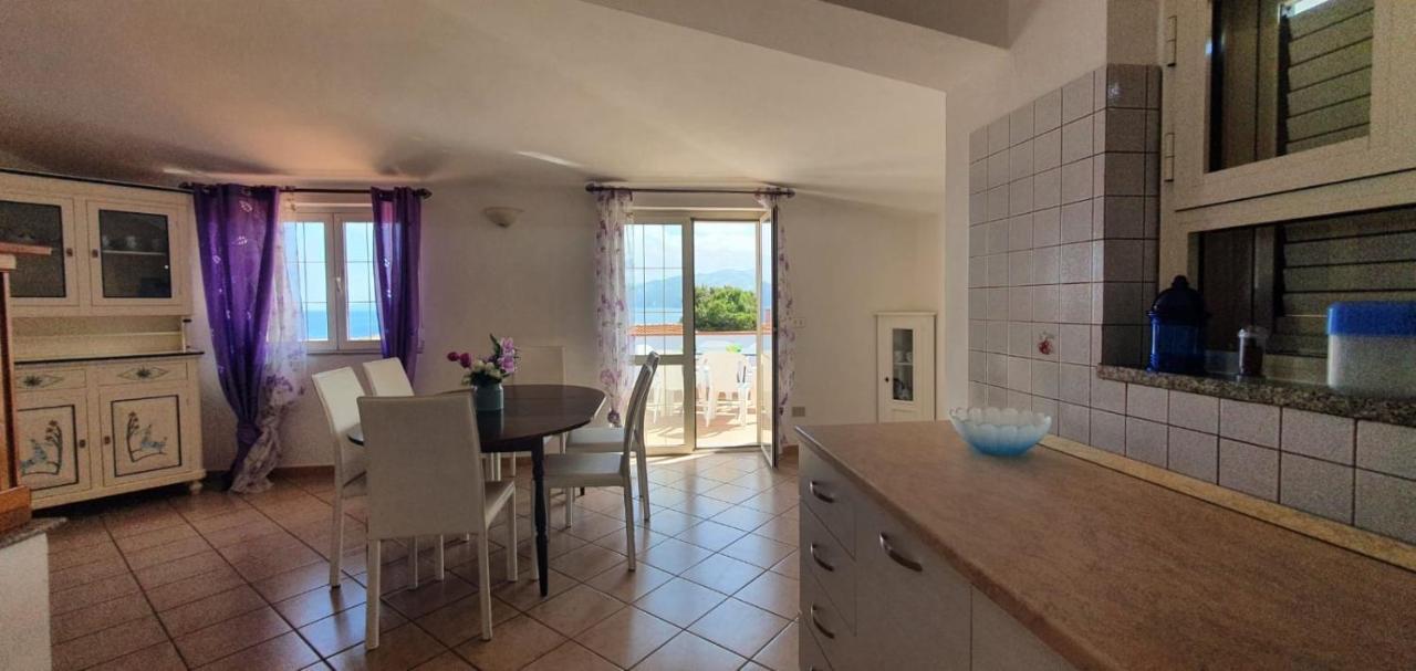 Appartamento Terrazza Vista Mare กาลาโกโนเน ภายนอก รูปภาพ